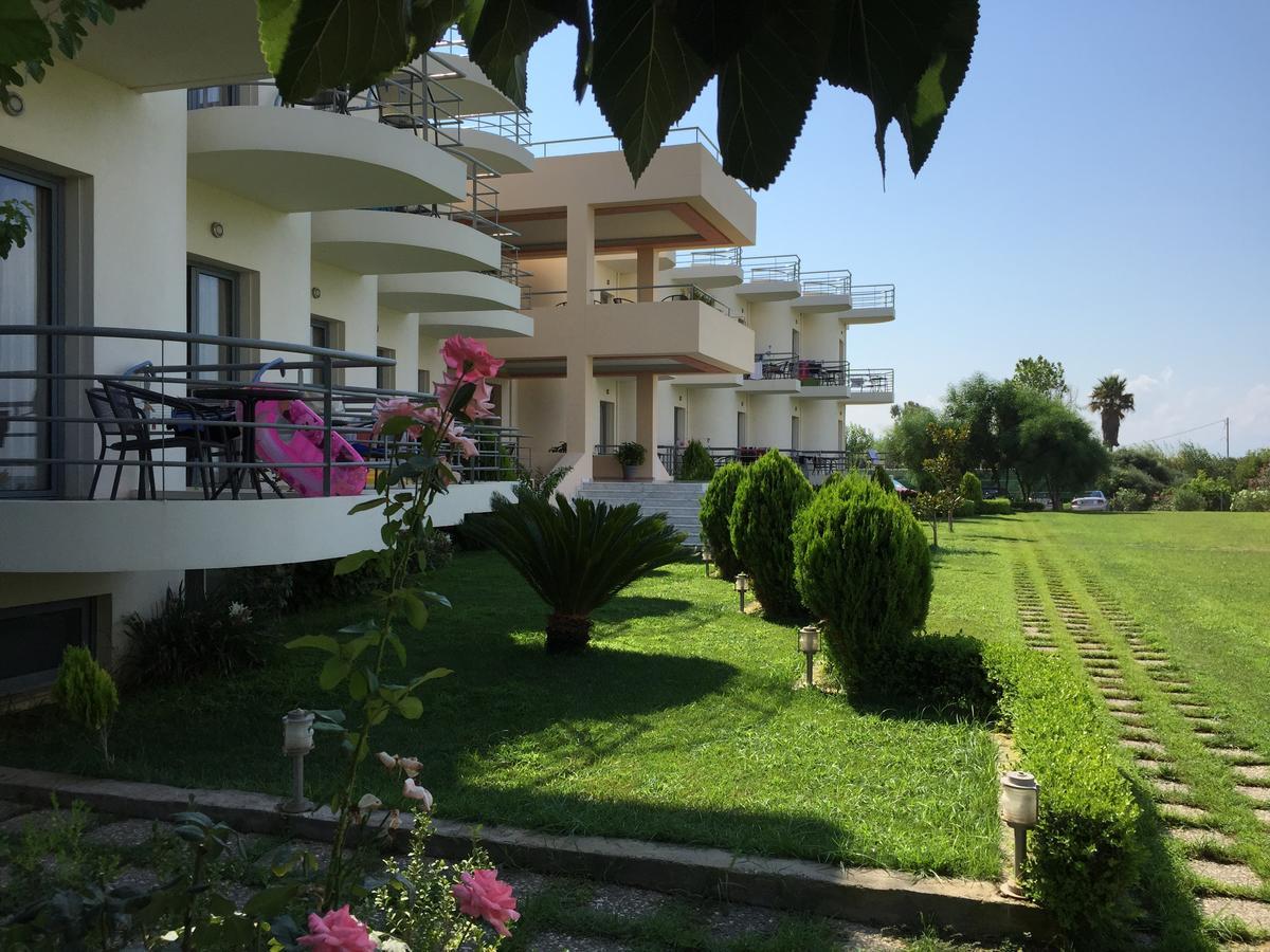 Ostria Hotel Kakovatos Beach Zacharo Bagian luar foto