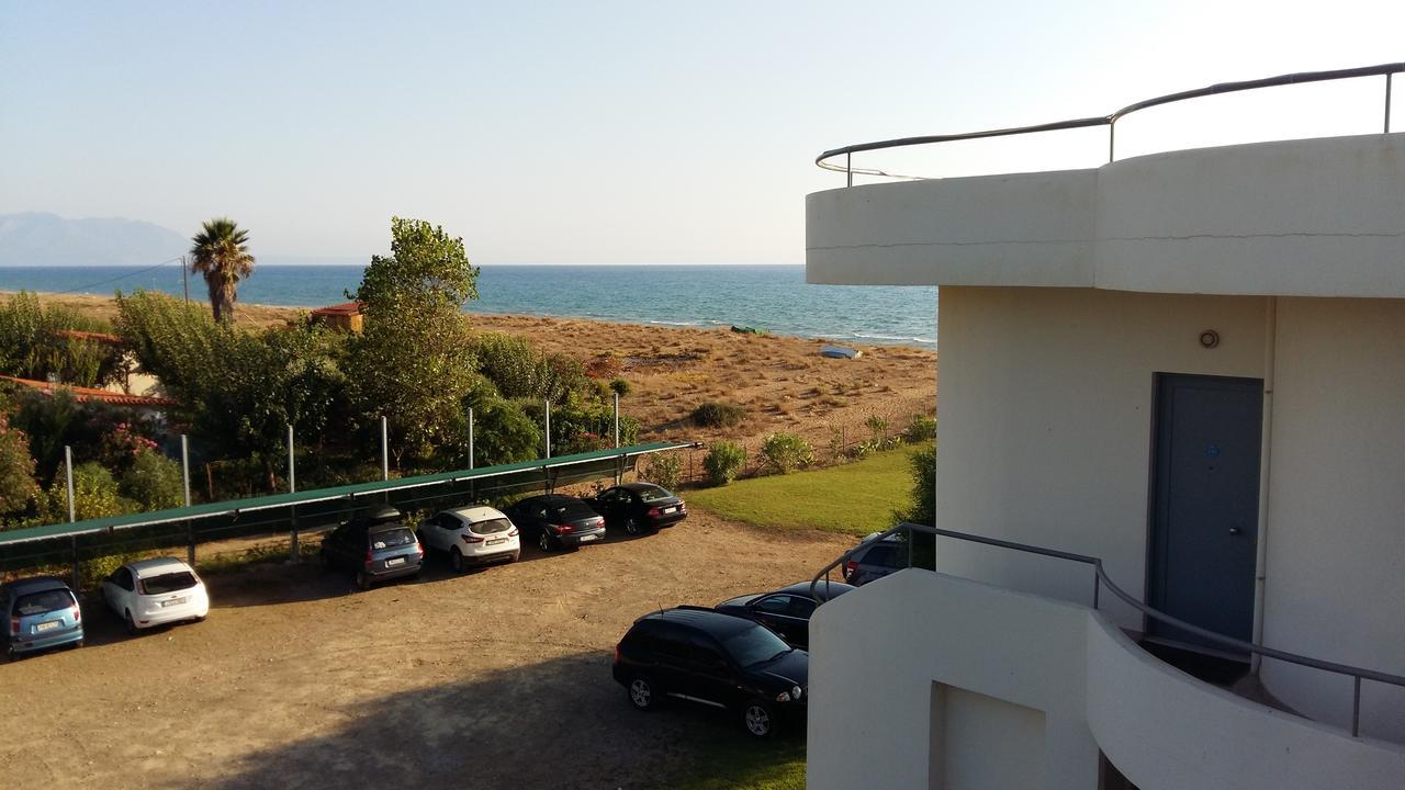 Ostria Hotel Kakovatos Beach Zacharo Bagian luar foto