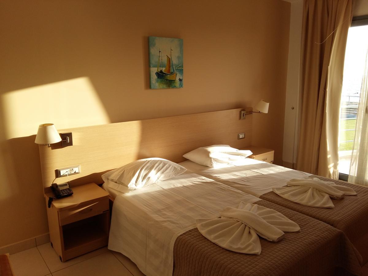 Ostria Hotel Kakovatos Beach Zacharo Bagian luar foto